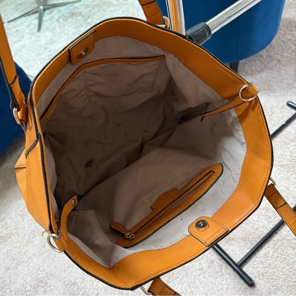 Nine West Garner Tote Leather Large HandBag Purse - Picture 9 of 11